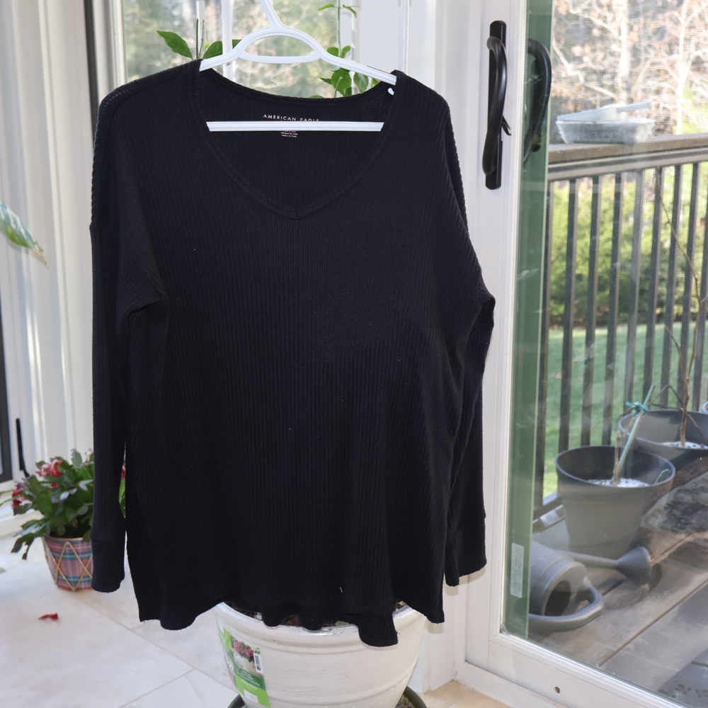 American Eagle Outfitters Black Ribbed V-Neck Long Sleeve Top